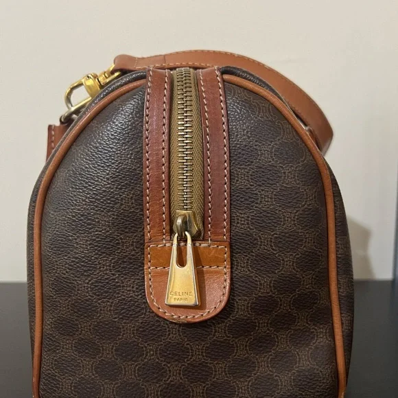 ❌SOLD❌ Celine Brown Crossbody Bag - Picture 4 of 8